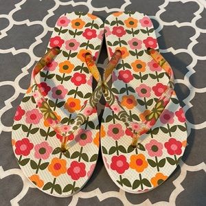 Vera Bradley folkloric flip-flops size 7